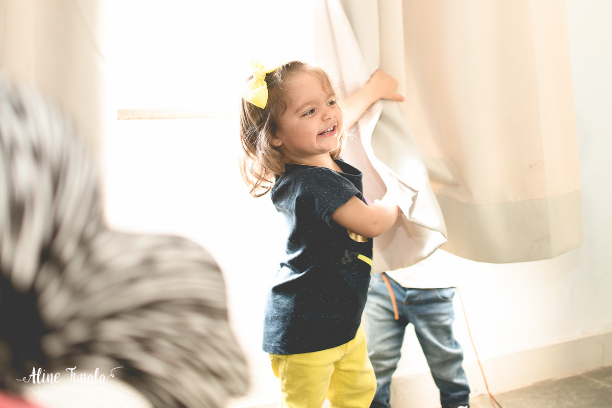 Festa na escola, minions, festinha na escola, 2 anos, fotografia infantil, fotografia de festa, fotografia de aniversário, Mimos e Delícias, decoração de festa infantil, minions para meninas