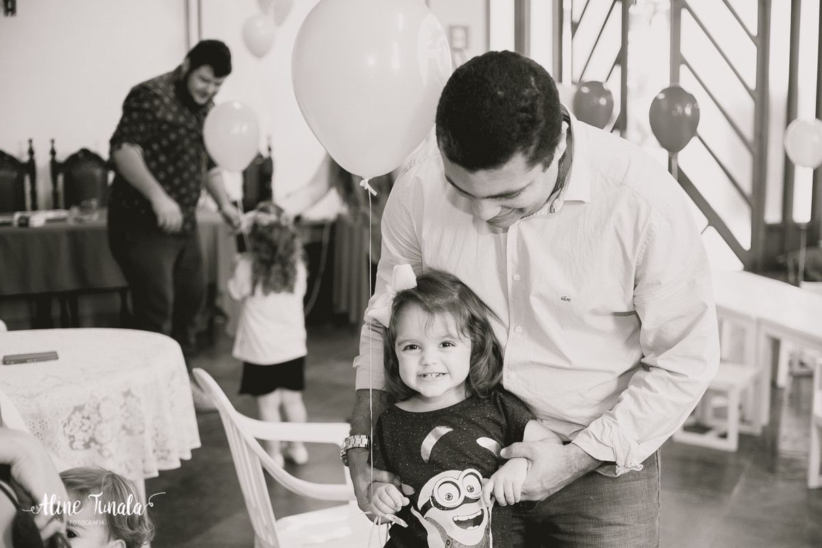 Festa na escola, minions, festinha na escola, 2 anos, fotografia infantil, fotografia de festa, fotografia de aniversário, Mimos e Delícias, decoração de festa infantil, minions para meninas