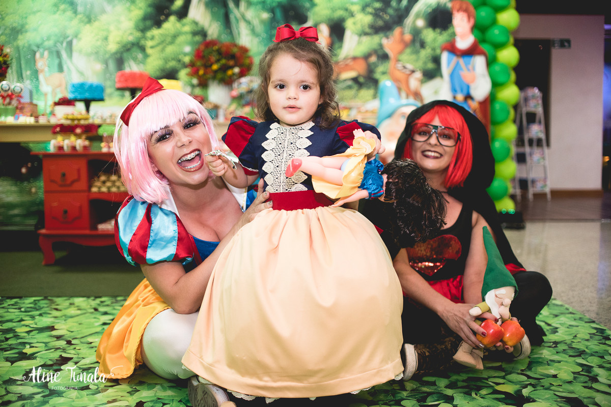 aniversário infantil, branca de neve, aniversário branca de neve, 2 anos, fotografia infantil, fotografia de aniversário, cachoeiro de itapemirim, mimos e delicias