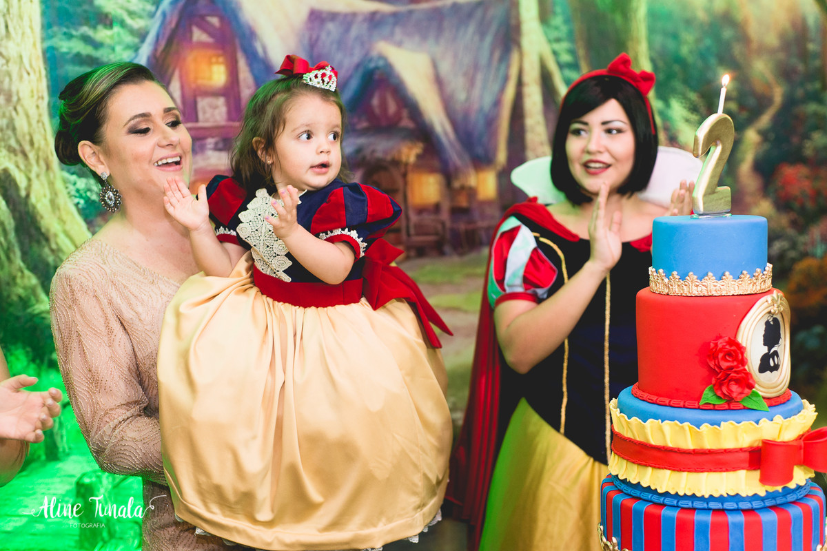 aniversário infantil, branca de neve, aniversário branca de neve, 2 anos, fotografia infantil, fotografia de aniversário, cachoeiro de itapemirim, mimos e delicias