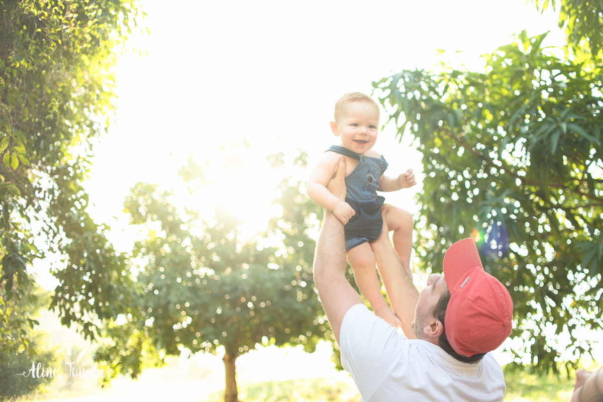 Smash the Cake, 1 ano, 1 aninho, destruindo o bolo, ensaio infantil, aniversário infantil, cachoeiro, fotografia infantil
