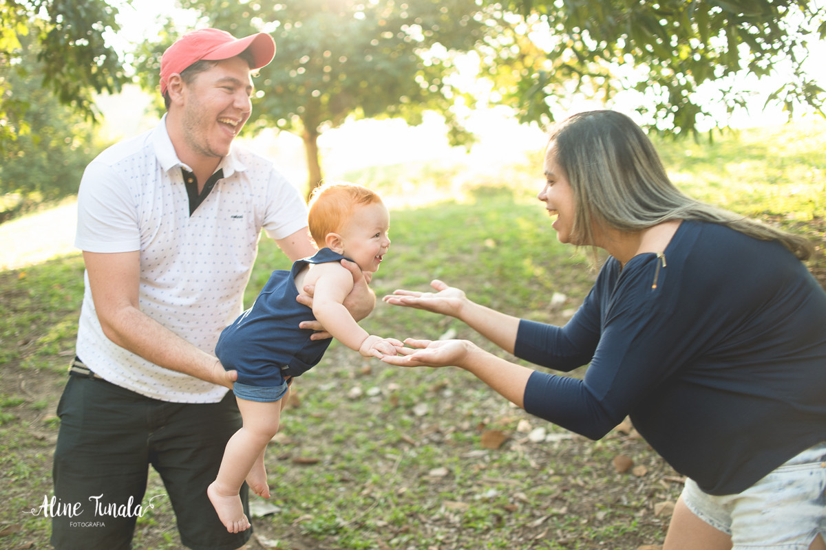 Smash the Cake, 1 ano, 1 aninho, destruindo o bolo, ensaio infantil, aniversário infantil, cachoeiro, fotografia infantil