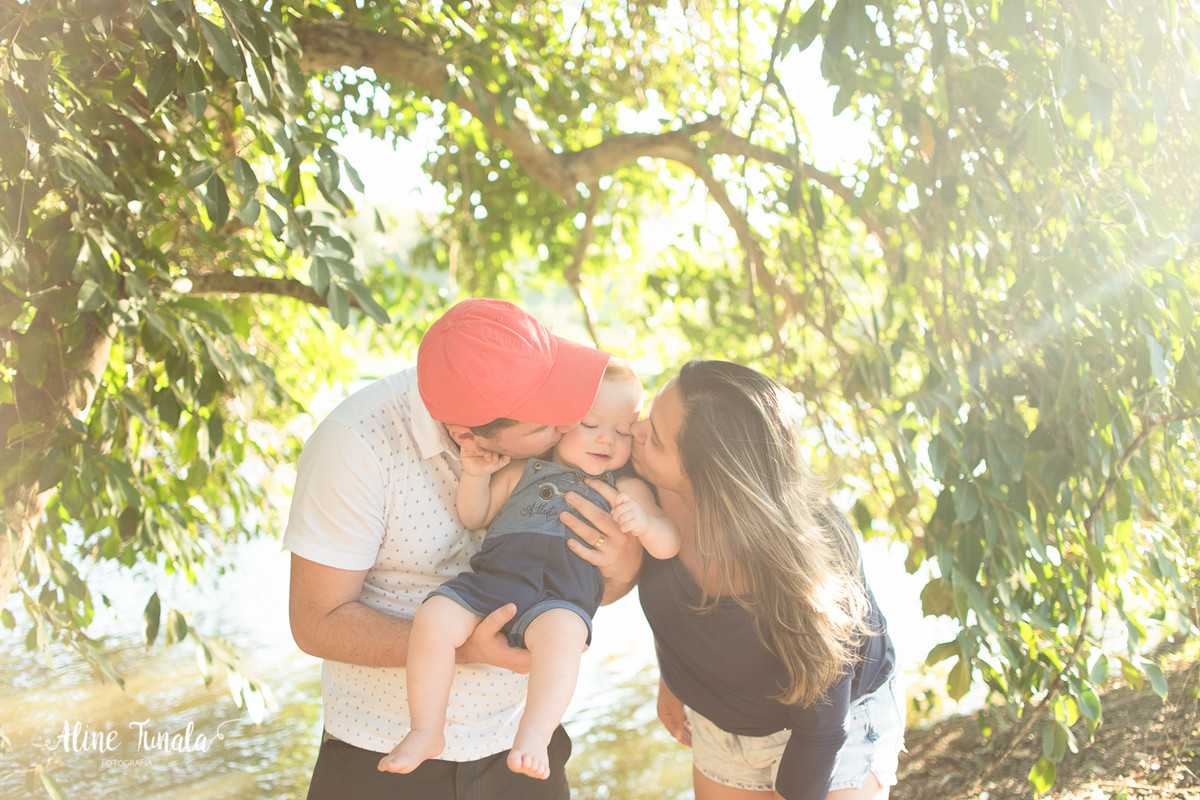 Smash the Cake, 1 ano, 1 aninho, destruindo o bolo, ensaio infantil, aniversário infantil, cachoeiro, fotografia infantil