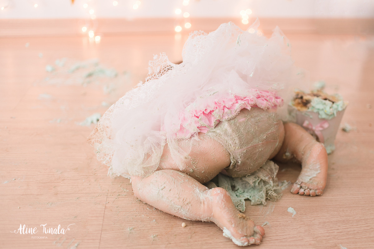 Sessão Smash the Cake, cake smash, para comemorar 1 ano, 1 aninho, Balões, estrelas, luzes natal, bebê 1 ano, 1 aninho, menina