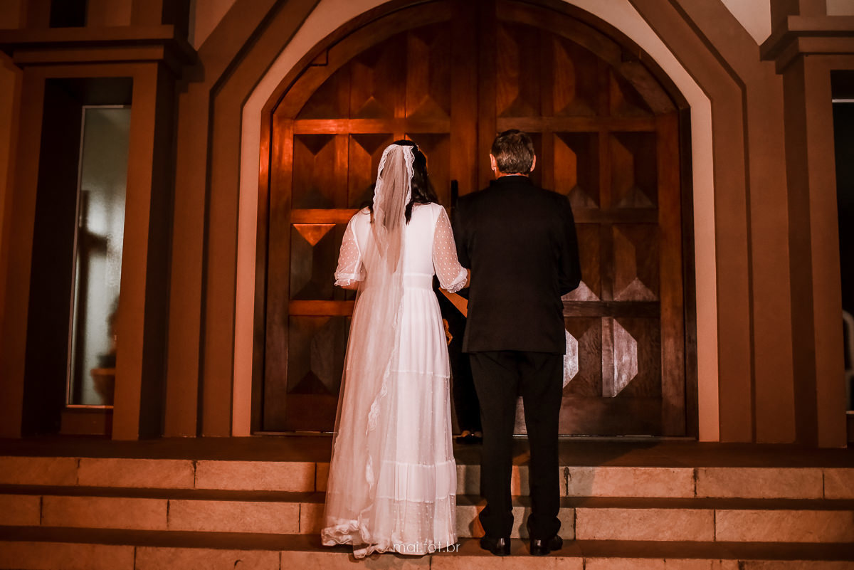 antes da porta abrir