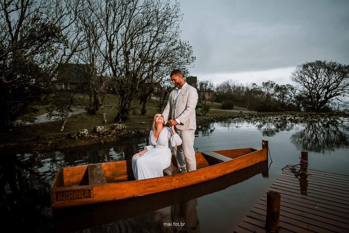 ensaio de casal no lago