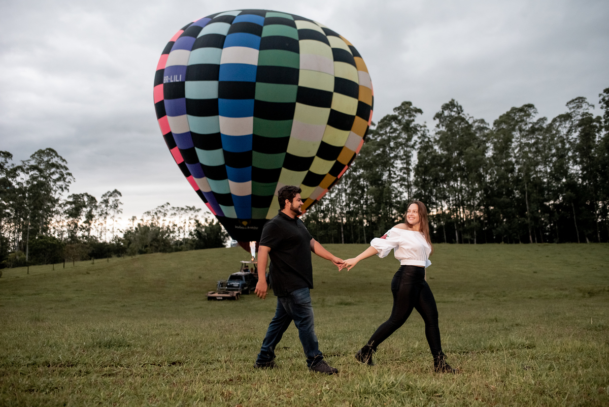 ensaio casal com baloes de ar quente 
