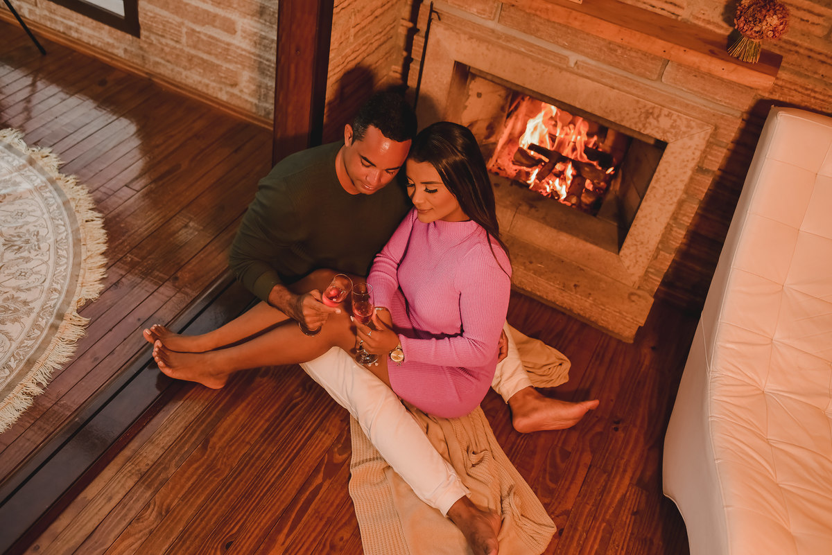 fotos perto da lareira 