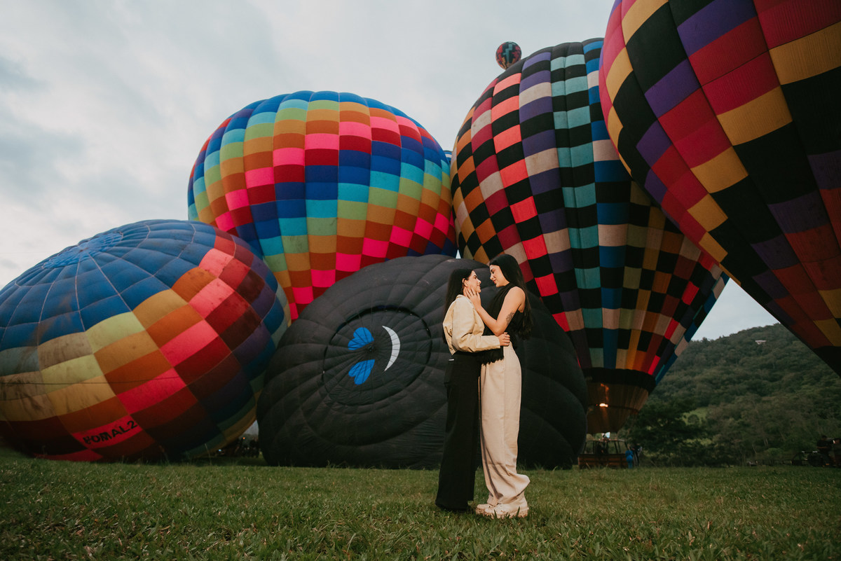 ensaio casal , voo de balão,  passeio de balão