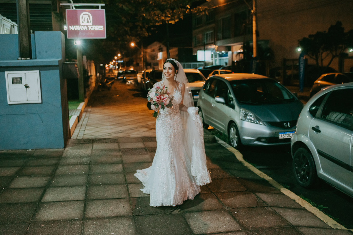 noiva no making of, noiva indo até o altar , noiva, casamento em capão da canoa