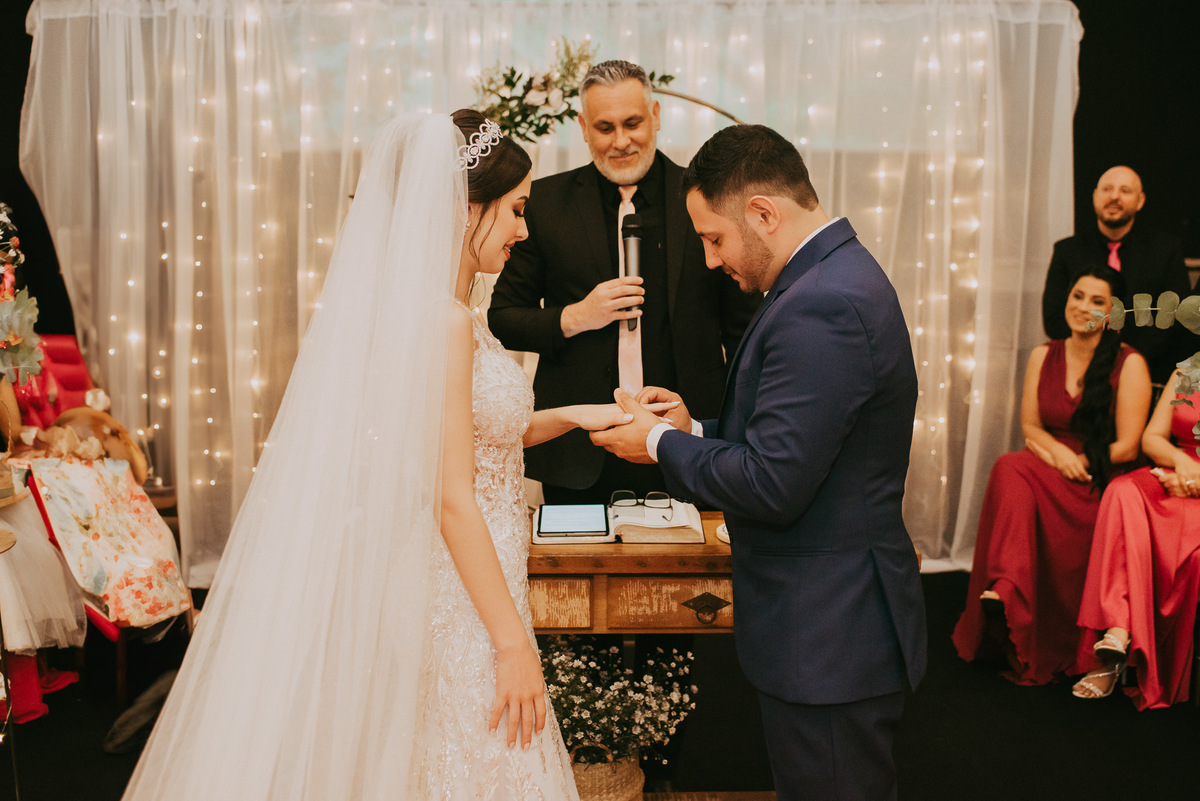 hora da aliança, qual o dedo da aliança, aliança de compromisso, casamento em capão da canoa RS, fotógrafos de casamento 