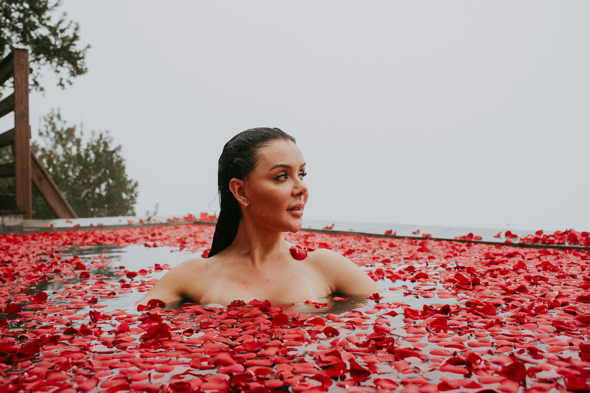 pacote romantico mar de rosas no chalé 11 morada dos canyons , ensaio fotográfico 