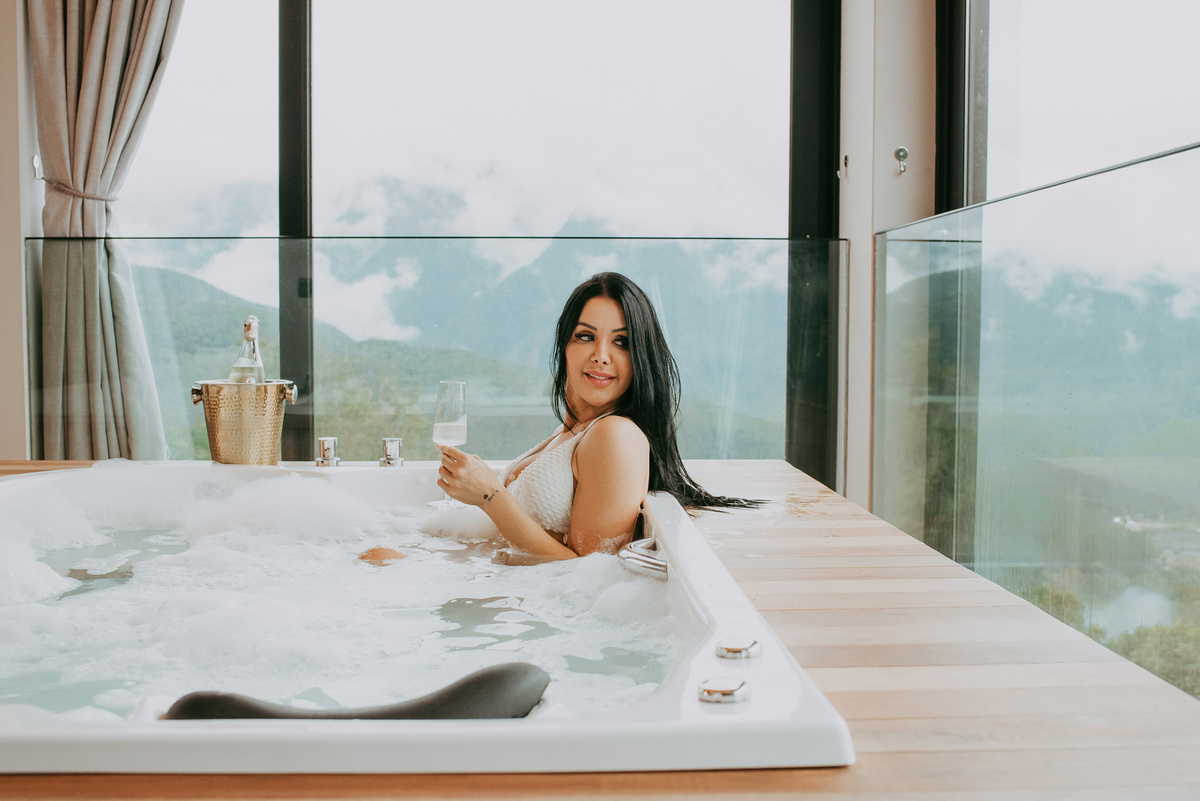 morada dos canyons suíte 3 morada spa, fotos femininas em banheiras, Discovery canyon , parador cambara do sul , fotógrafos em praia grande SC, ensaio fotográfico na pousada morada dos canyons