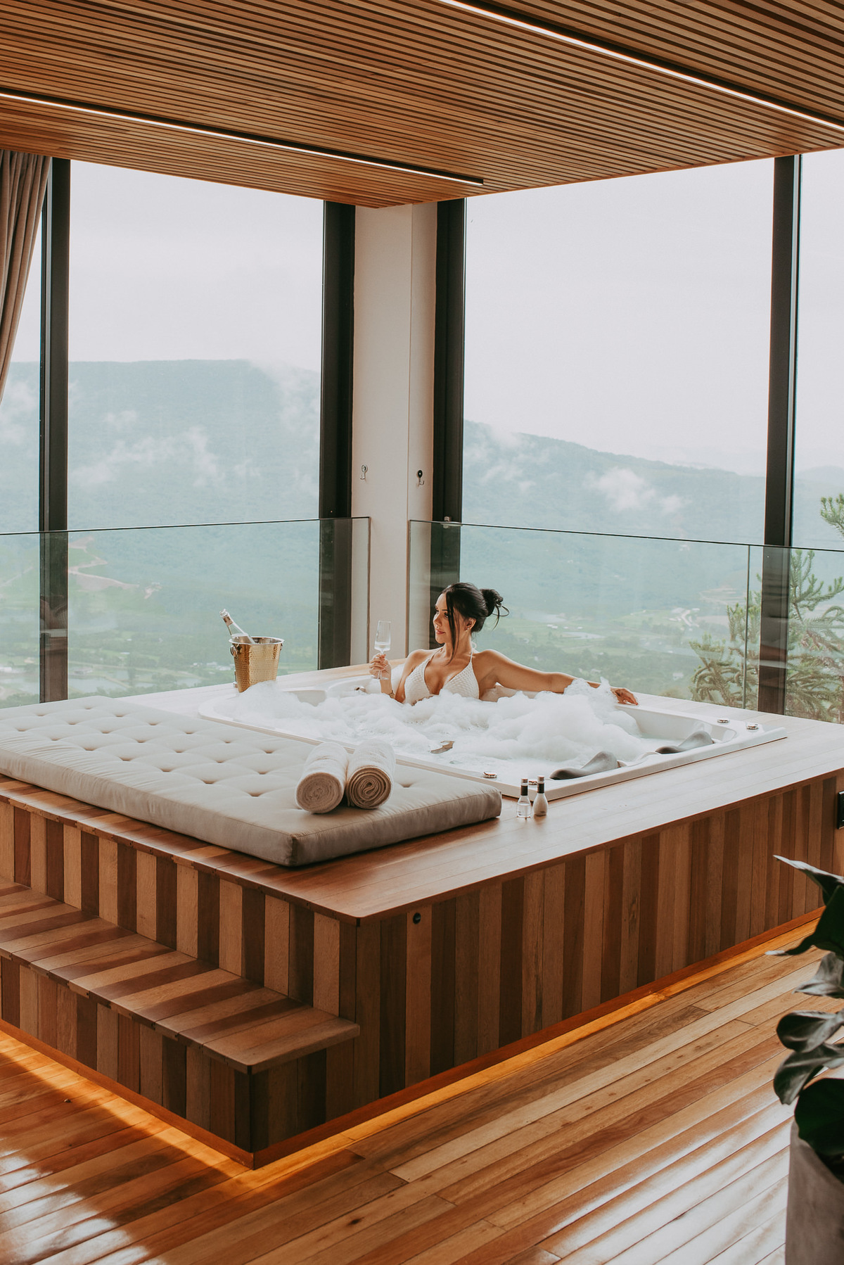 morada dos canyons suíte 3 morada spa, fotos femininas em banheiras, Discovery canyon , parador cambara do sul , fotógrafos em praia grande SC, ensaio fotográfico na pousada morada dos canyons