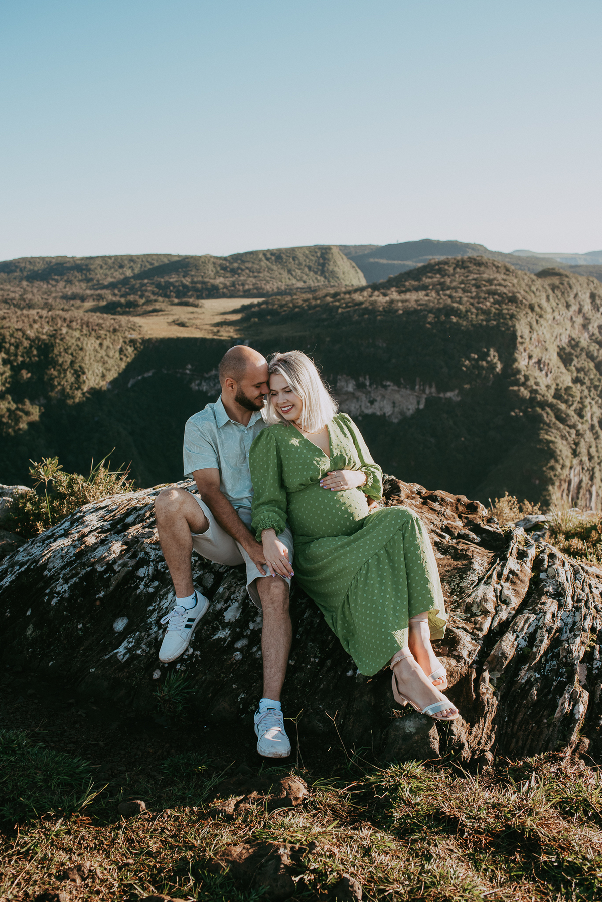 nascer do sol no canyon indios corados , fotos de gestante , fotógrafos de gestante , praia grande sc , cambara do sul RS