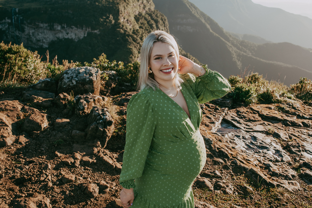 nascer do sol no canyon indios corados , fotos de gestante , fotógrafos de gestante , praia grande sc , cambara do sul RS