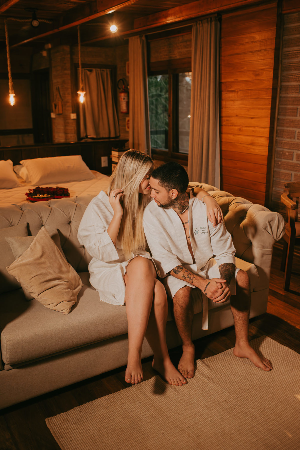 morada dos canyons, ensaio casal, chalé  morada dos canyons, fotos de casais, dicas de viagens , hotéis de charme, voo de balão, cambara do sul, Praia grande SC, Gramado RS, pedido de casamento surpresa
