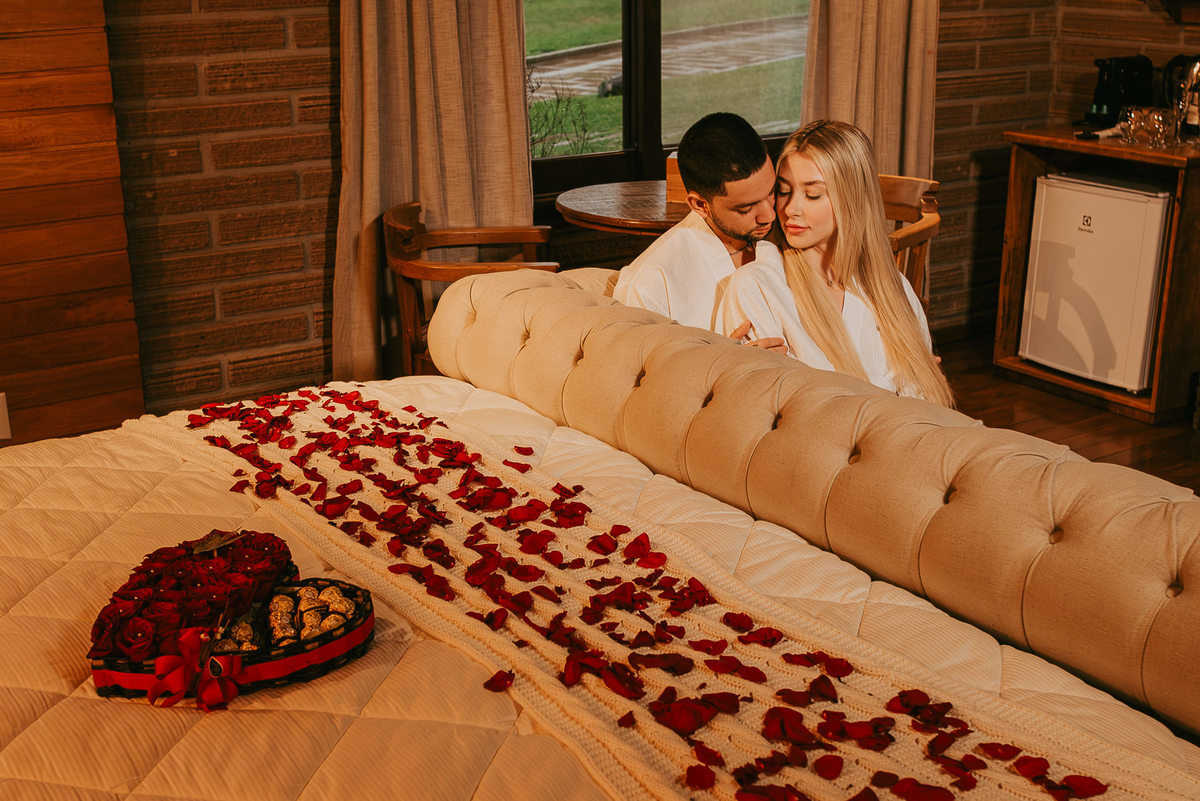 morada dos canyons, ensaio casal, chalé  morada dos canyons, fotos de casais, dicas de viagens , hotéis de charme, voo de balão, cambara do sul, Praia grande SC, Gramado RS, pedido de casamento surpresa