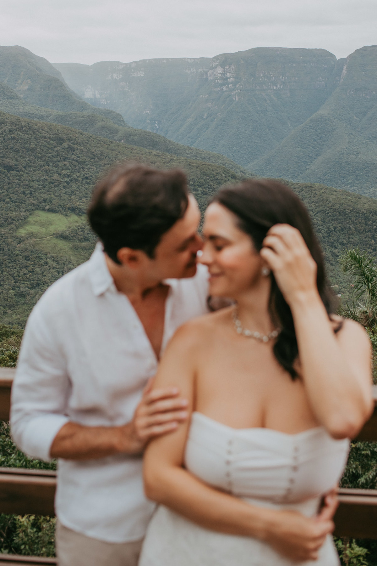 ensaio feminino na morada dos canyons, chalé 10 morada dos canyons , chalé 11 morada dos canyons, canyons , ensaio feminino , voo de balão, praia grande sc, turismo no sul , hoteis de charme, chales em santa catarina, ensaio casal , pacote mar de rosas