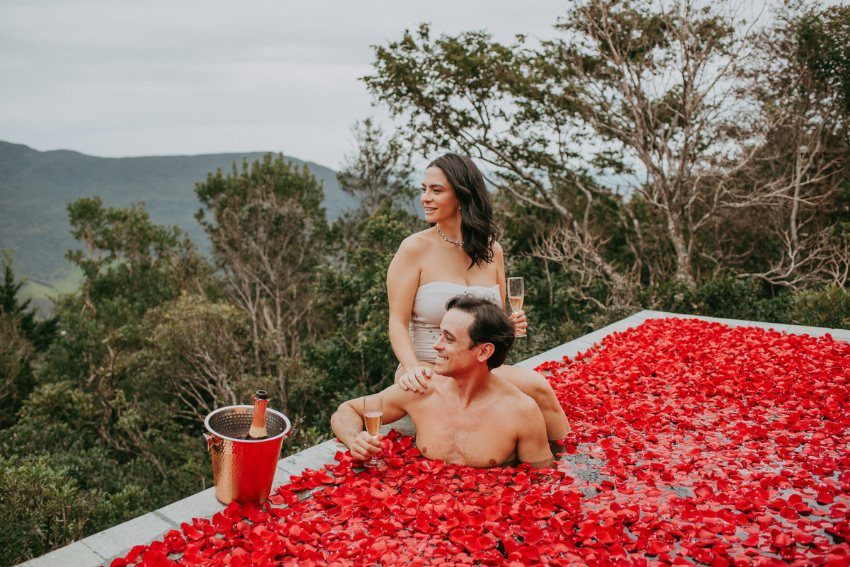 ensaio feminino na morada dos canyons, chalé 10 morada dos canyons , chalé 11 morada dos canyons, canyons , ensaio feminino , voo de balão, praia grande sc, turismo no sul , hoteis de charme, chales em santa catarina, ensaio casal , pacote mar de rosas