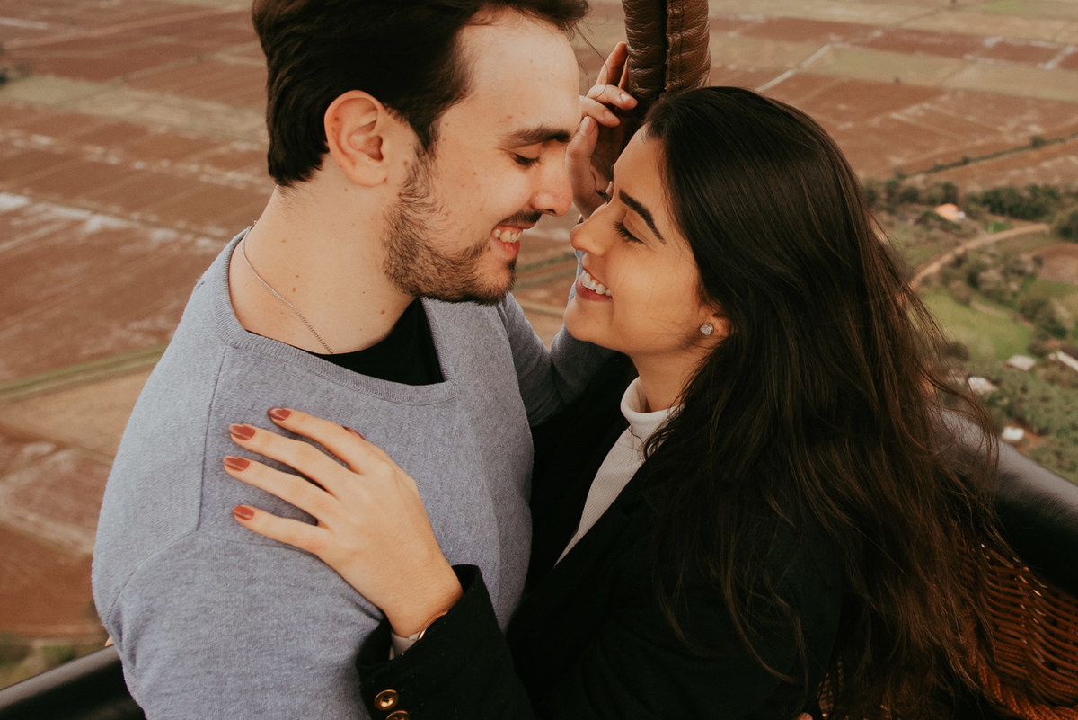 voo de balão , fotos de casal durante voo de balão , passeio de balão de ar quente, fotógrafos em praia grande cidade dos canyons, cambara do sul, pedido de casamento , morada dos canyons, Discovery canyons, turismo no sul , viagem incrivel