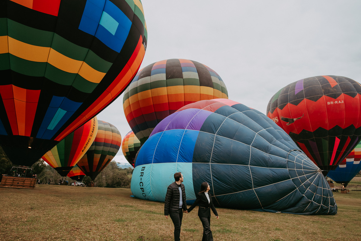 decolagem dos balões, passeio de balão, ensaio fotográfico, ensaio turista, voo de balão, balão de ar quente, pedido de casamento