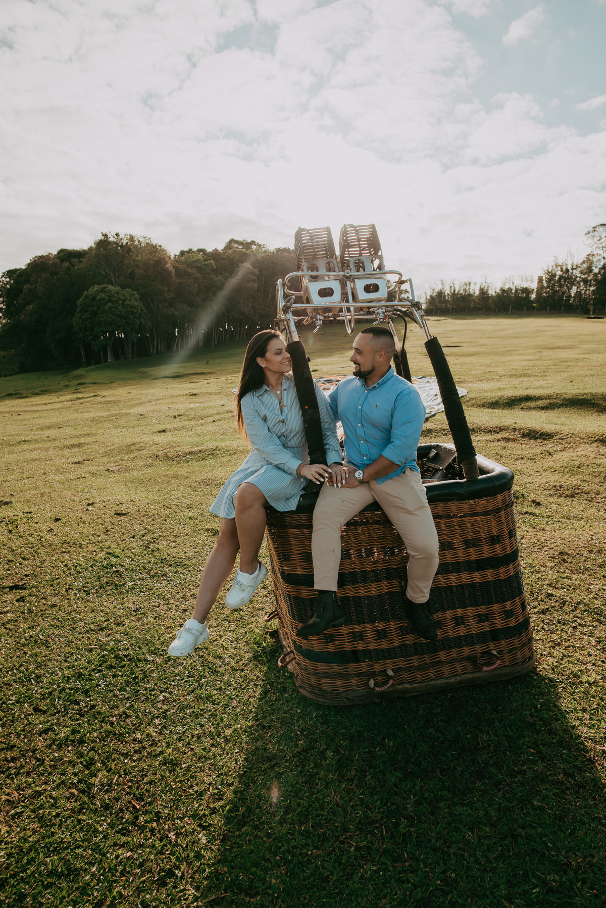 voo de balão em praia grande sc , ensaio fotográfico em passeio de balão, amanhecer nos canyons, voo de balão, morada dos canyns, ensaio em passeio de balão ,decolagem de balão, fotos de casal, fotógrafos de casamento, pedido de casamento, lua de mel