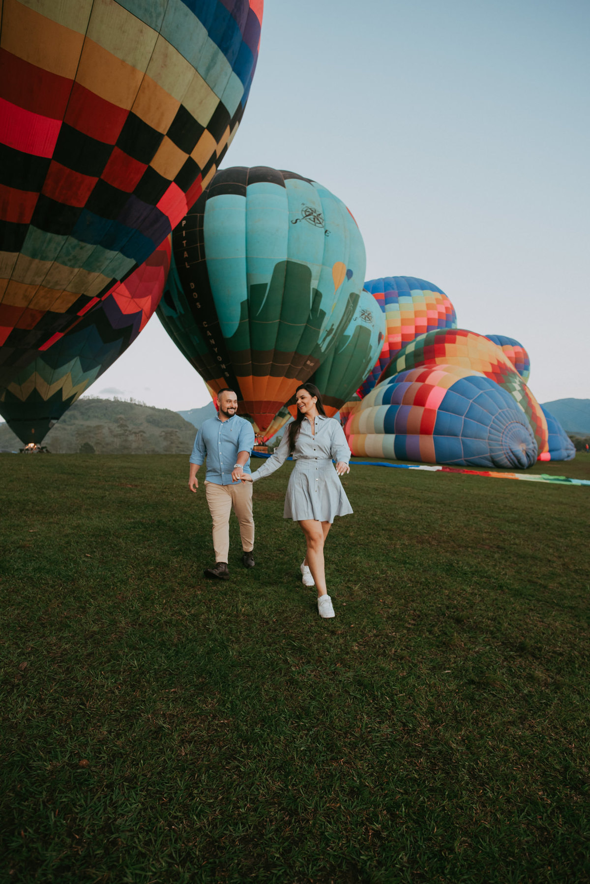 voo de balão em praia grande sc , ensaio fotográfico em passeio de balão, amanhecer nos canyons, voo de balão, morada dos canyns, ensaio em passeio de balão, praia grande SC, fotos de casal, fotógrafos de casamento