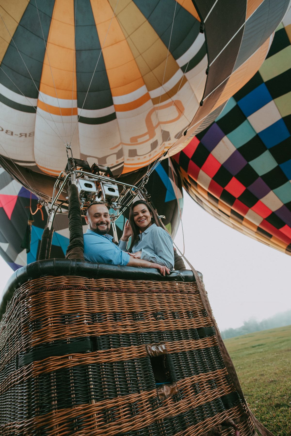voo de balão em praia grande sc , ensaio fotográfico em passeio de balão, amanhecer nos canyons, voo de balão, morada dos canyns, ensaio em passeio de balão, praia grande SC, fotos de casal, fotógrafos de casamento, pedido de casamento