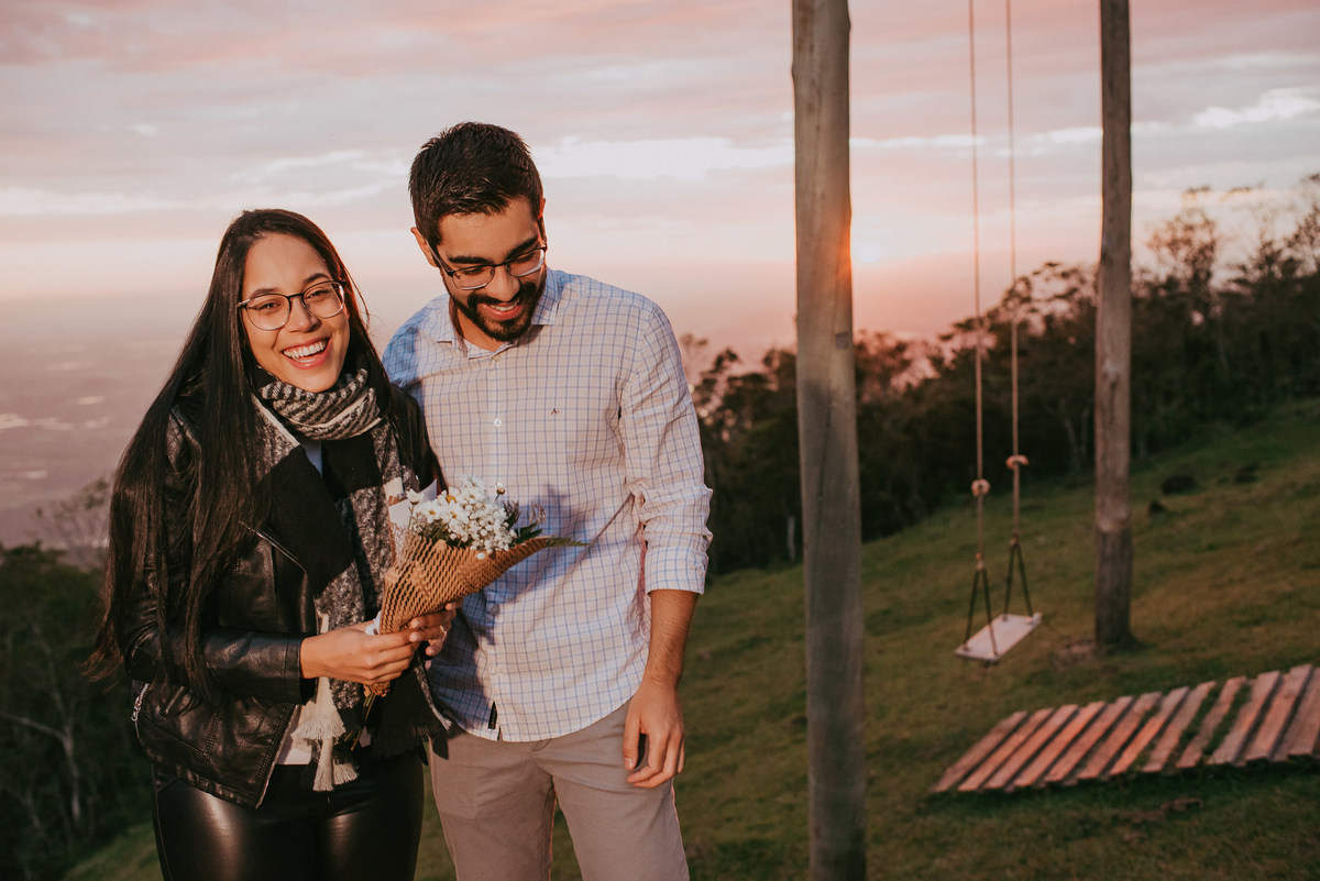 pedido de casamento na encosta dos canyons em praia grande sc, morada dos canyons, piquenique, ensaio casal, fotógrafos em praia grande SC, pedido de noivado, fotos de noivado,  pedido de casamento no balão de ar quente , ensaio fotográfico, casamento
