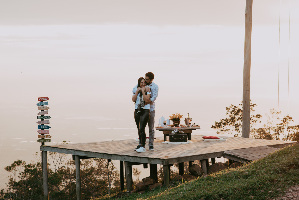 pedido de casamento na encosta dos canyons em praia grande sc, morada dos canyons, piquenique, ensaio casal, fotógrafos em praia grande SC, pedido de noivado, fotos de noivado,  pedido de casamento no balão de ar quente , ensaio fotográfico, casamento