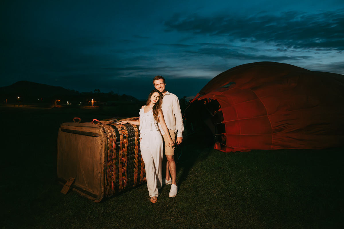 decolagem de balões , pedido de casamento, ensaio casal, lua de mel, viagem, santa Catarina, praia grande SC, jp balonismo, balão de coração, ensaio fotográfico em passeio de balão, passeio de balão de ar quente, morada dos canyons, anel de noivado, deus