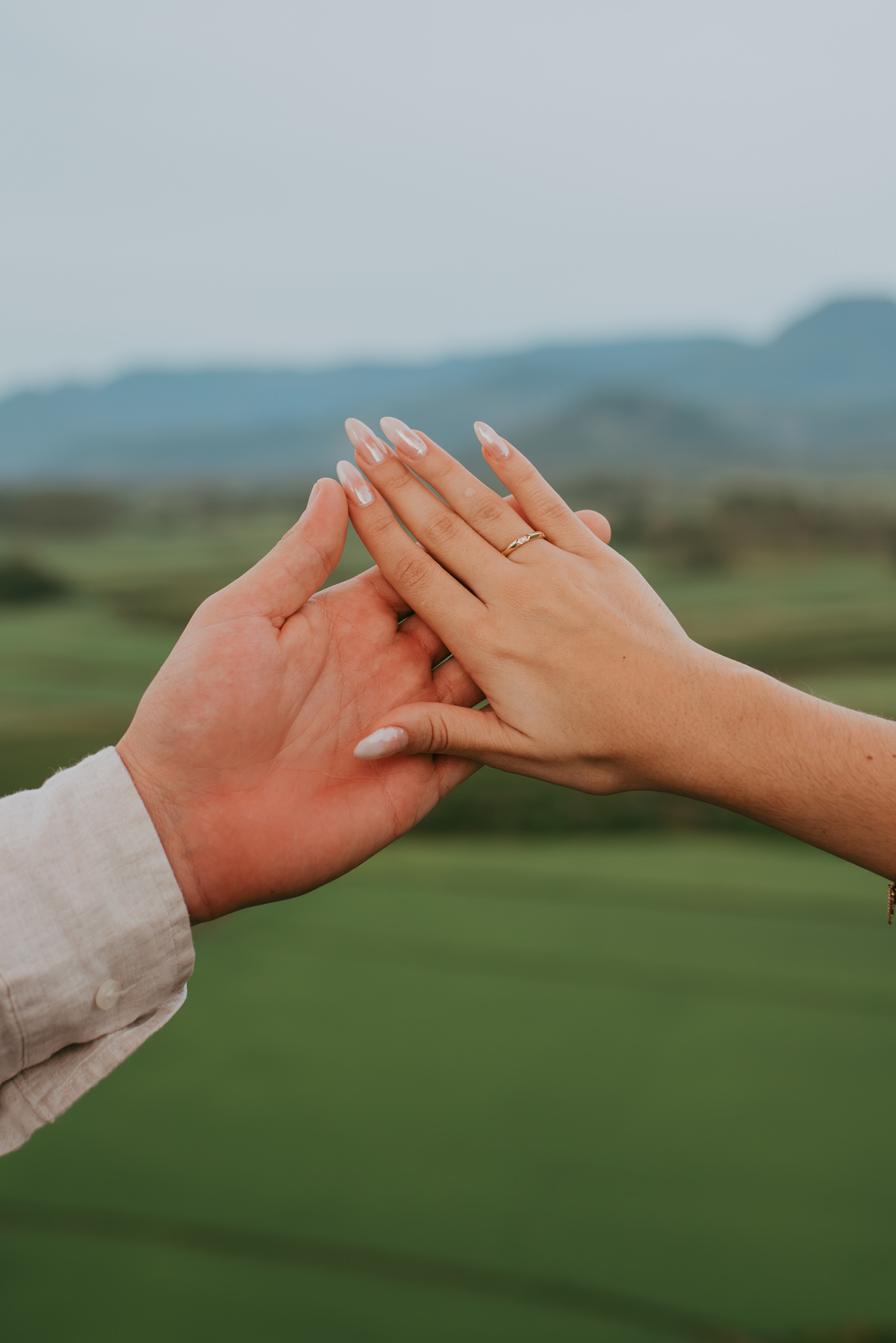 decolagem de balões , pedido de casamento, ensaio casal, lua de mel, viagem, santa Catarina, praia grande SC, jp balonismo, balão de coração, ensaio fotográfico em passeio de balão, passeio de balão de ar quente, morada dos canyons, anel de noivado, 