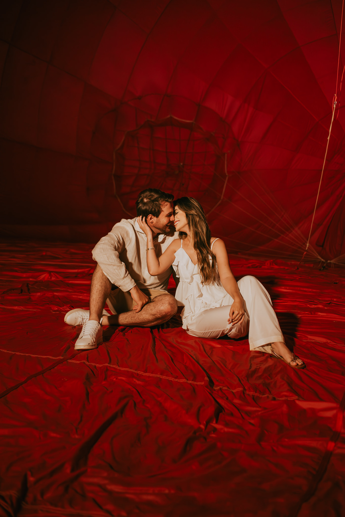 decolagem de balões , pedido de casamento, ensaio casal, lua de mel, viagem, santa Catarina, praia grande SC, jp balonismo, balão de coração, ensaio fotográfico em passeio de balão, passeio de balão de ar quente, morada dos canyons, anel de noivado, deus