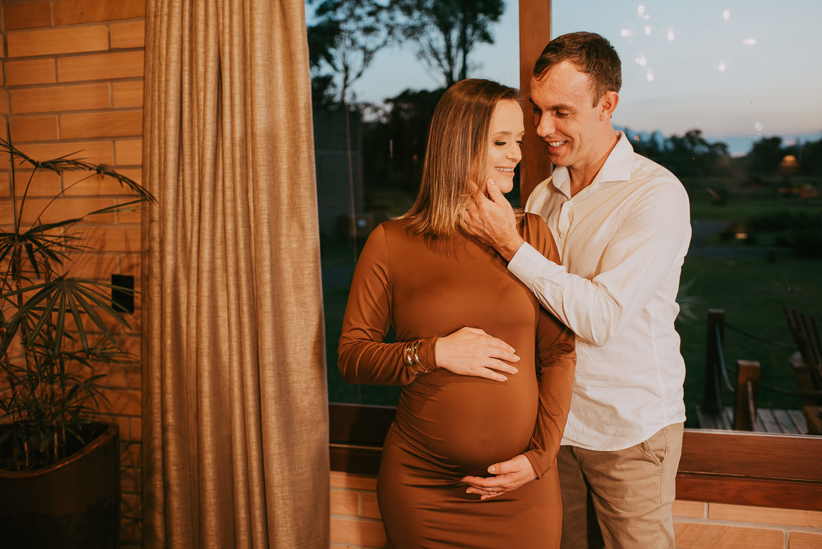 Praia Grande SC e a Mirador da Montanha são o cenário perfeito para nosso ensaio gestante que valoriza a simplicidade e o amor