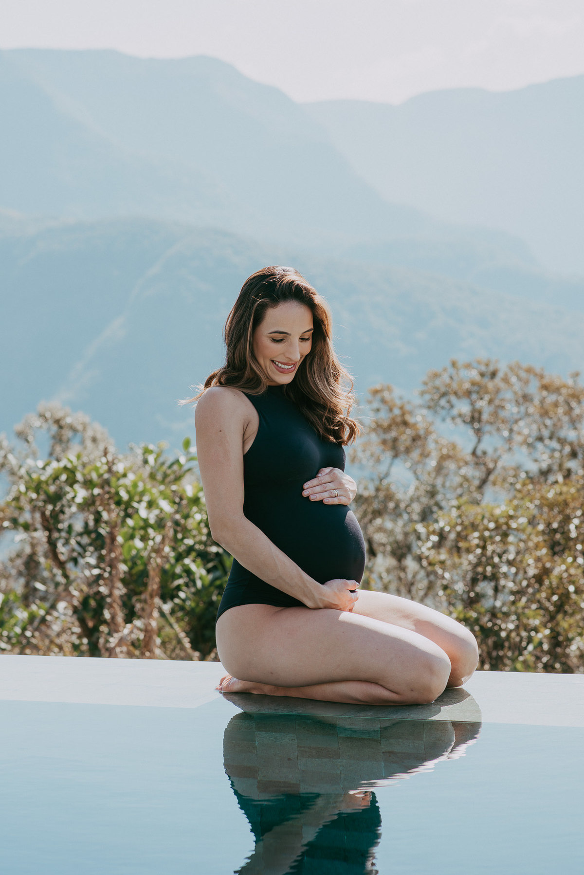 Ensaio gestante na Morada dos Canyons: natureza, amor e a espera pelo bebê