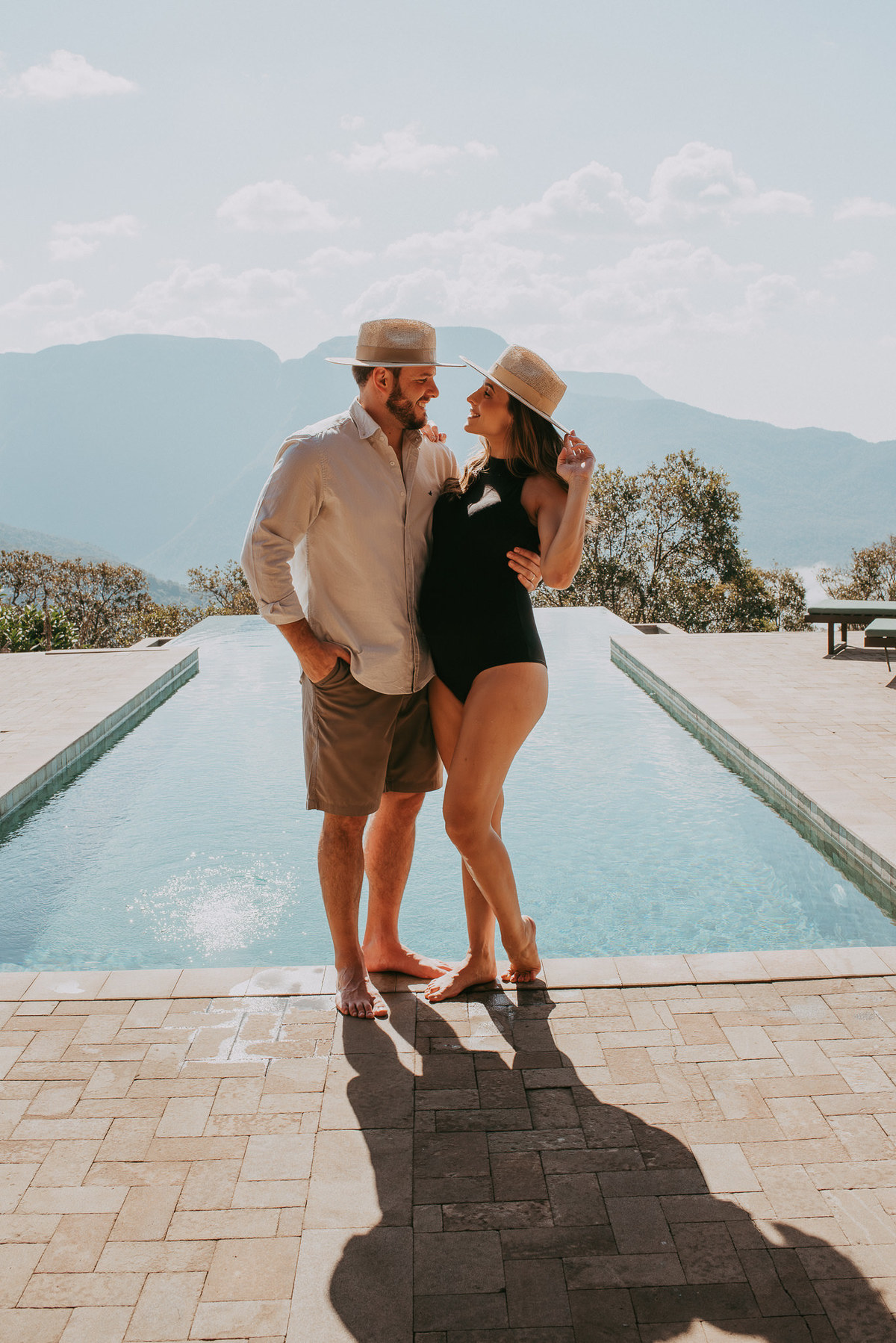 Ensaio de grávida com paisagens deslumbrantes em Praia Grande SC.