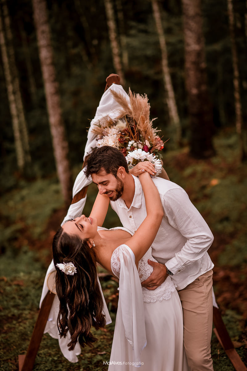 vestido para casamento ao ar livre 