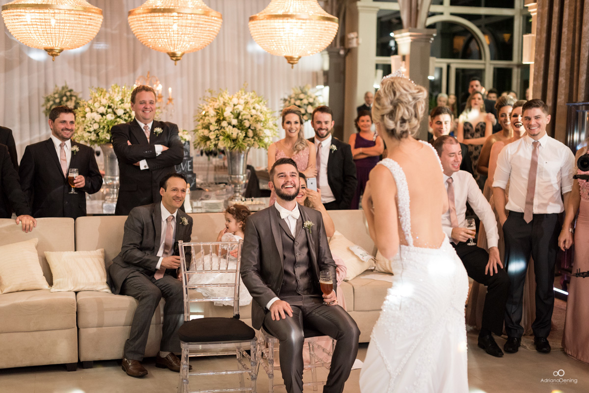 dança especial da noiva com as madrinhas