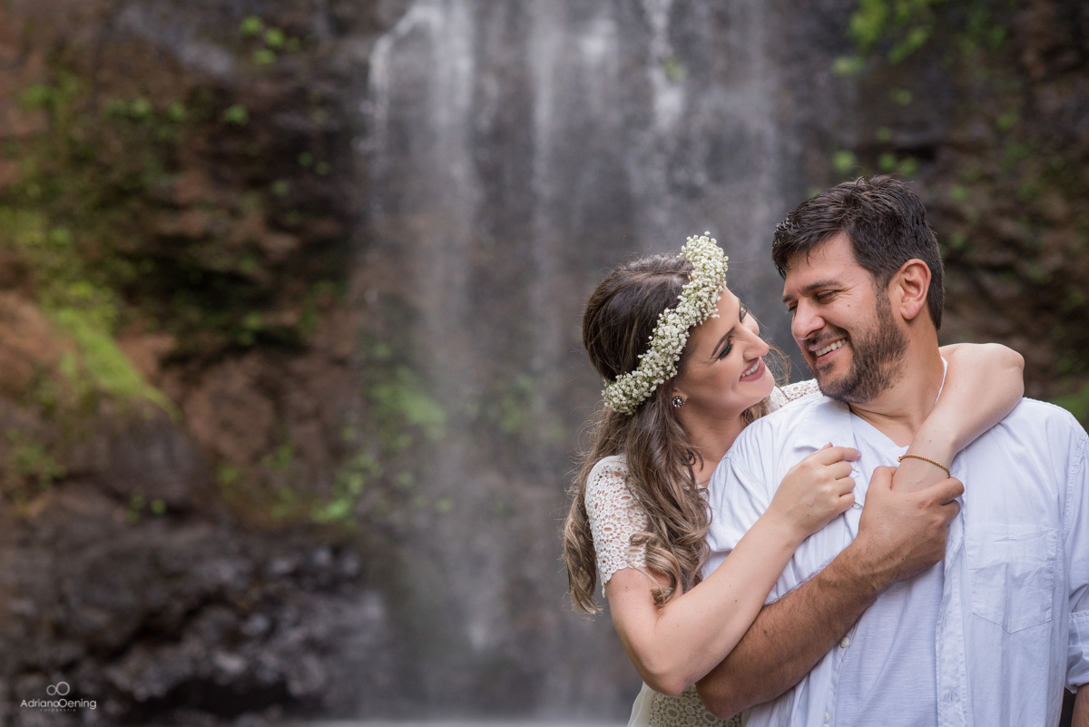 amor na cachoeira