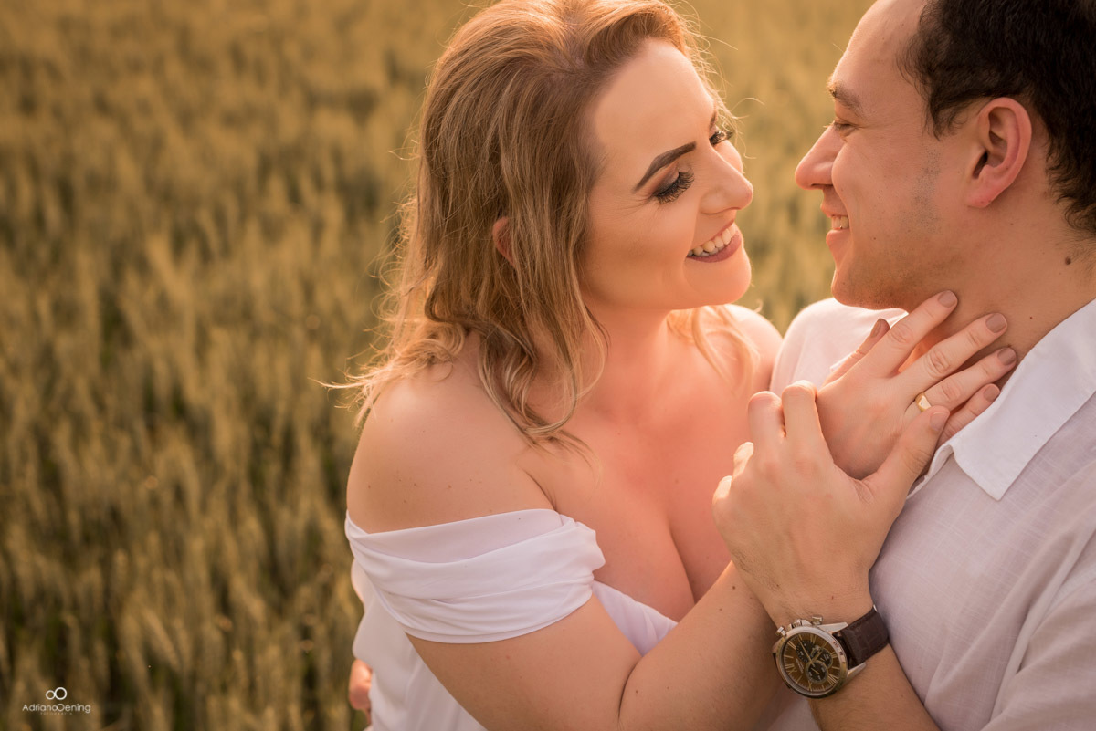 ensaio de casal no trigo