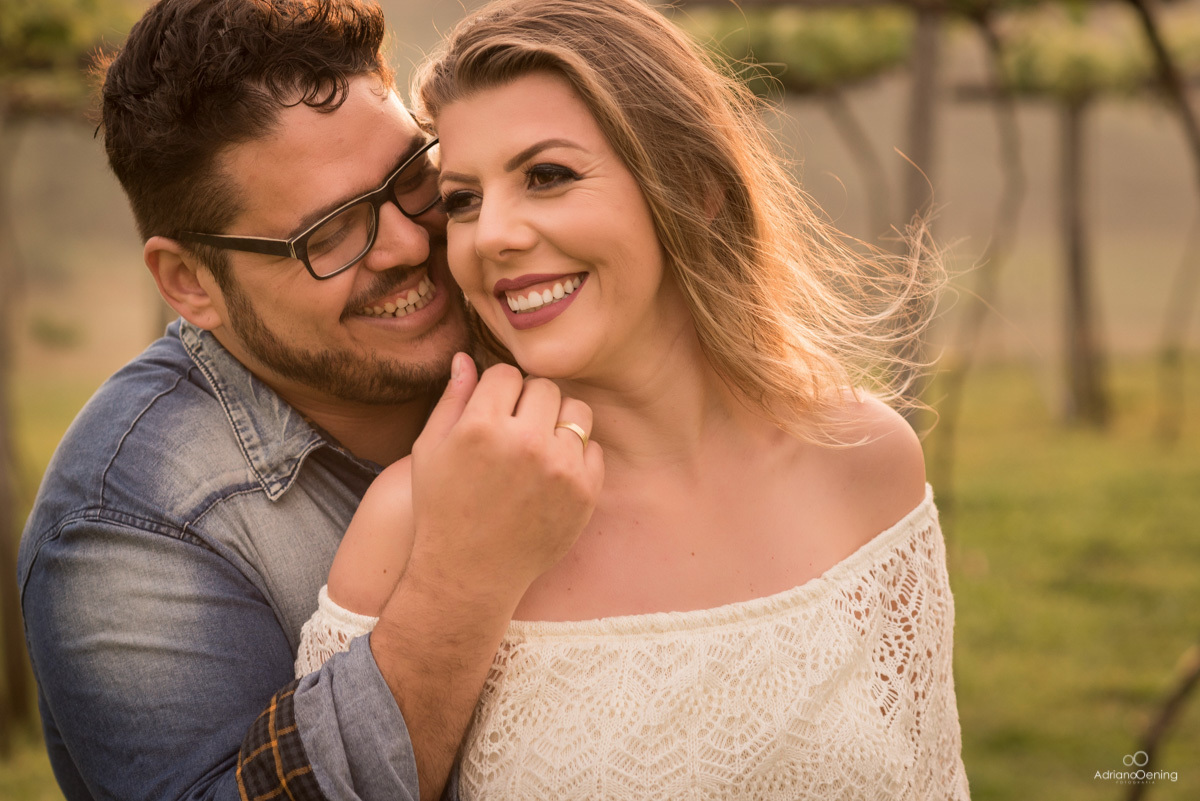 ensaio pré-casamento cheio de carinho