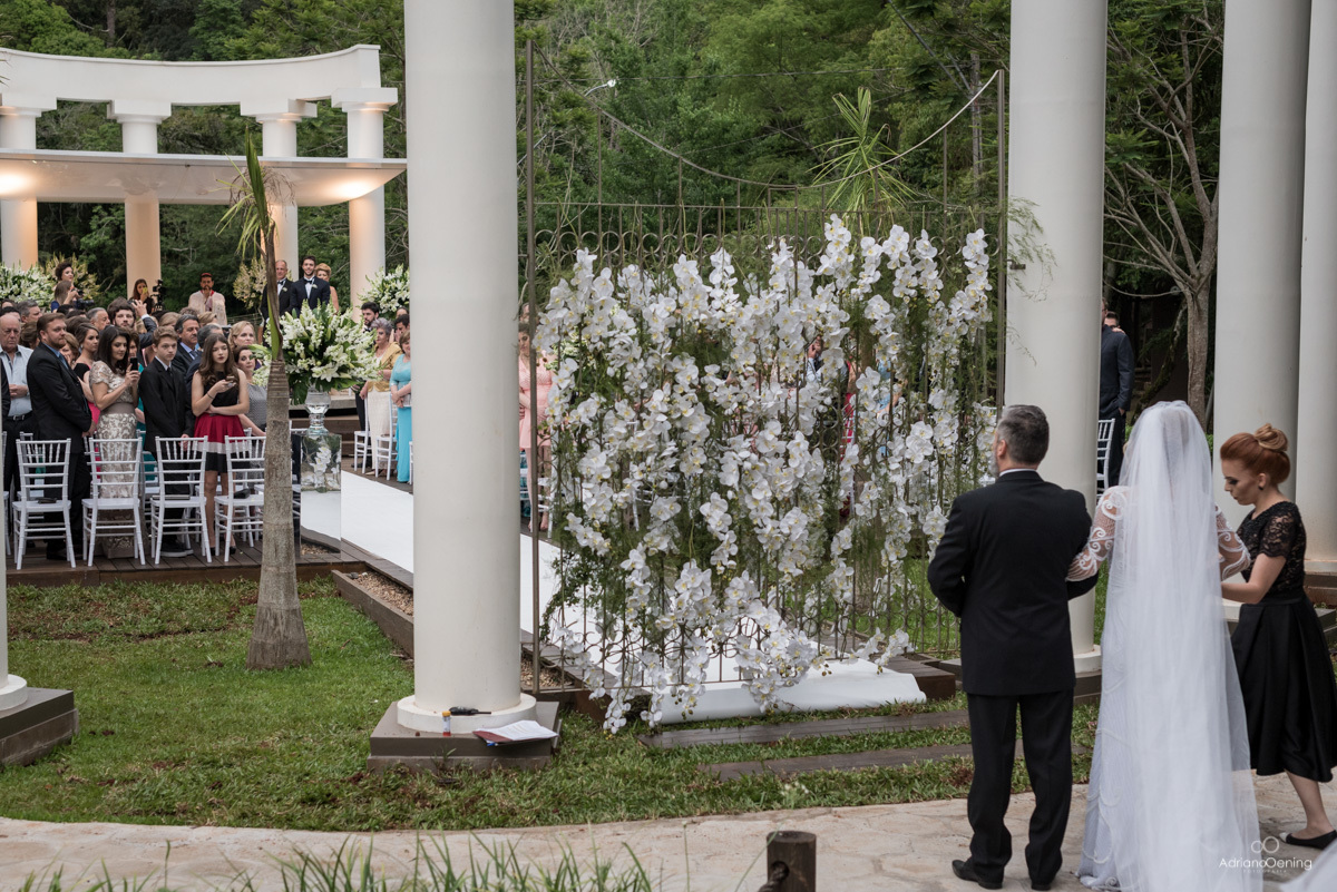 casamento de dia, entrada da noiva