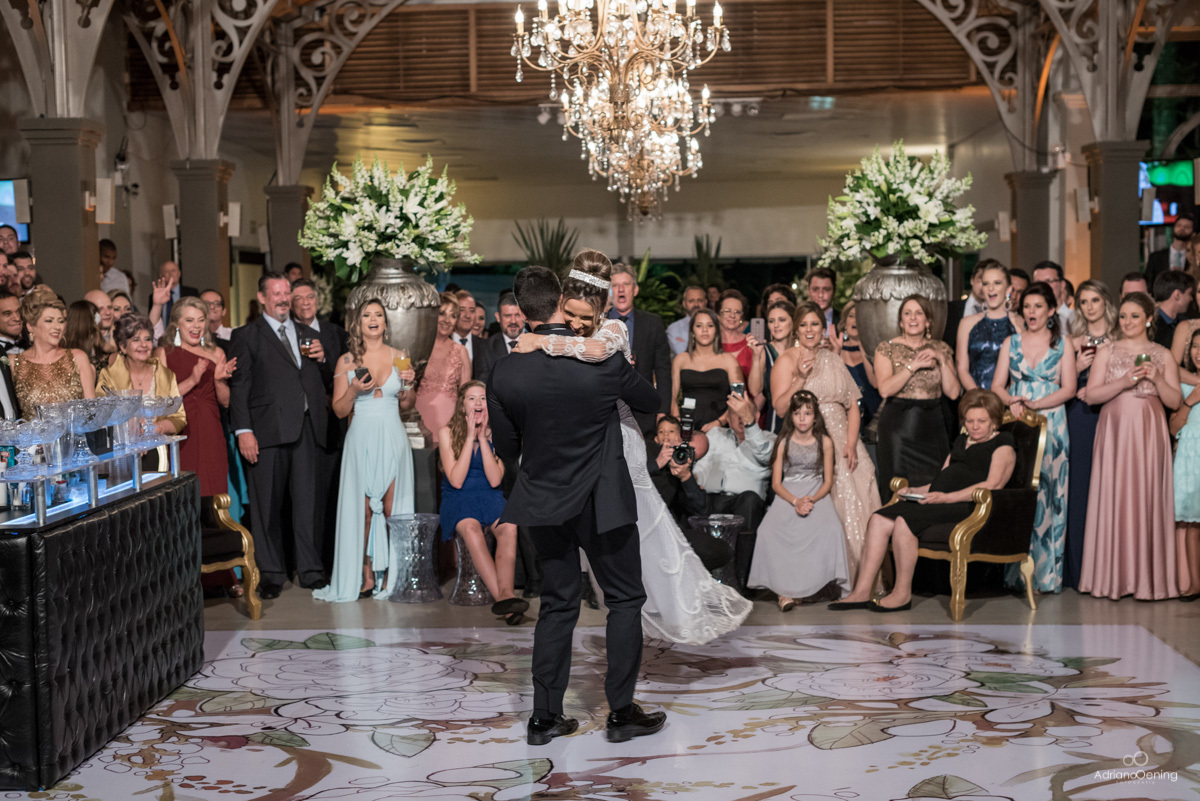 a primeira dança de casamento