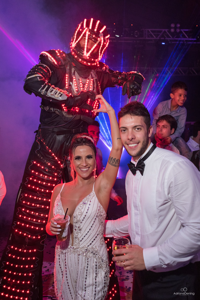 retrato dos noivos na festa de casamento