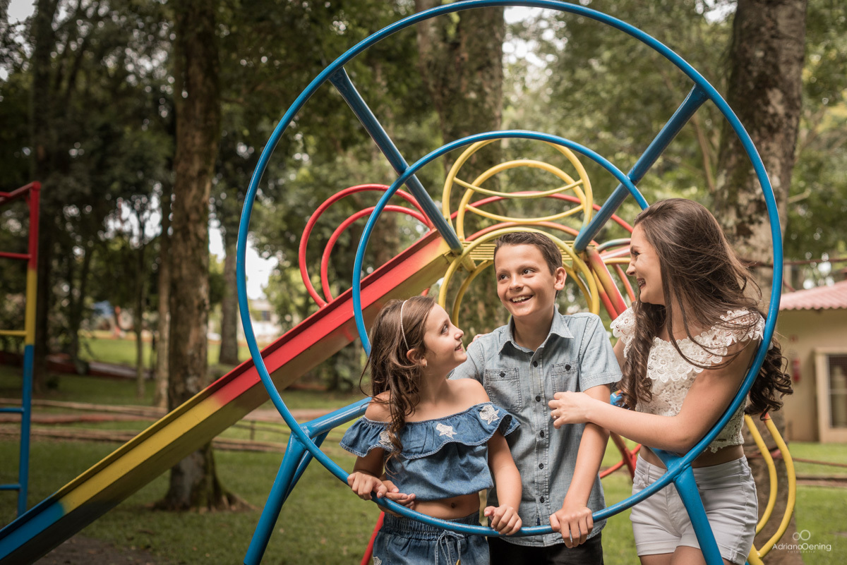 Fotografia de família no ensaio pre-casamento de Marize e Luis Fernando Dip por Adriano Oening fotógrafo de casamento e de família em Francisco Beltrão-Pr