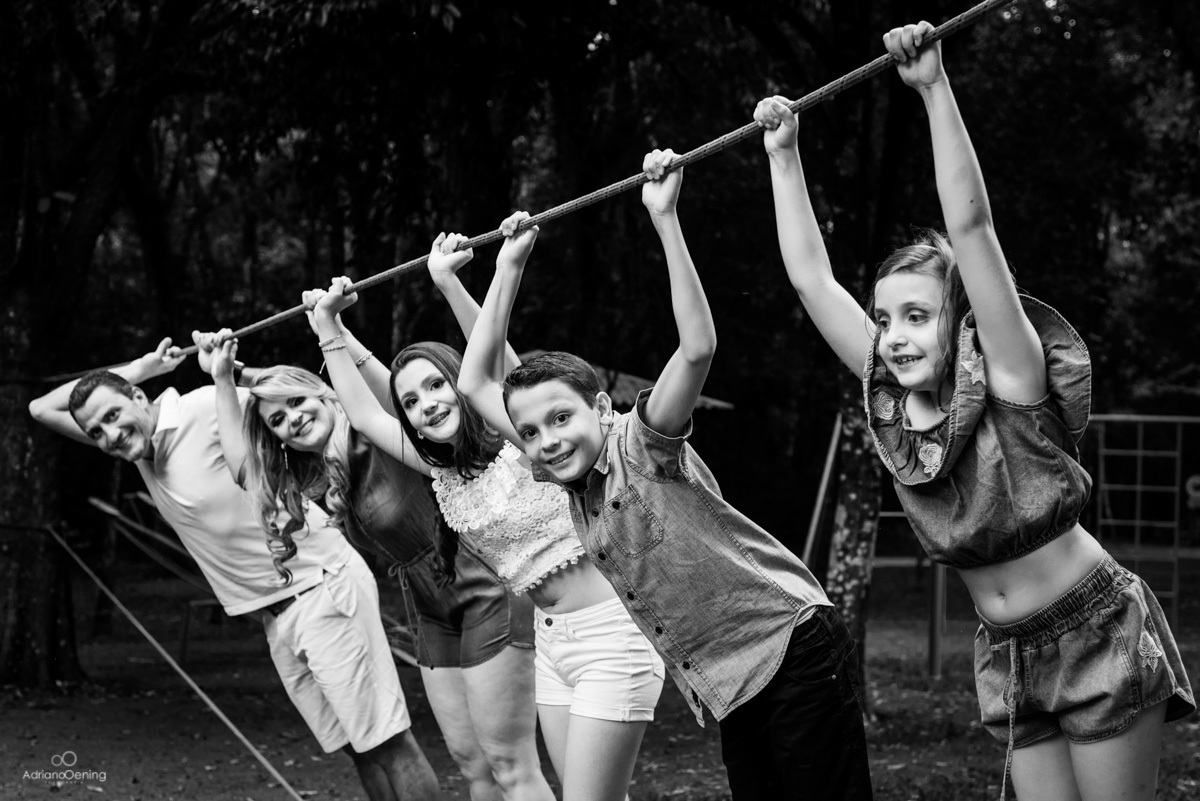 Fotografia de família no ensaio pre-casamento de Marize e Luis Fernando Dip por Adriano Oening fotógrafo de casamento e de família em Francisco Beltrão-Pr