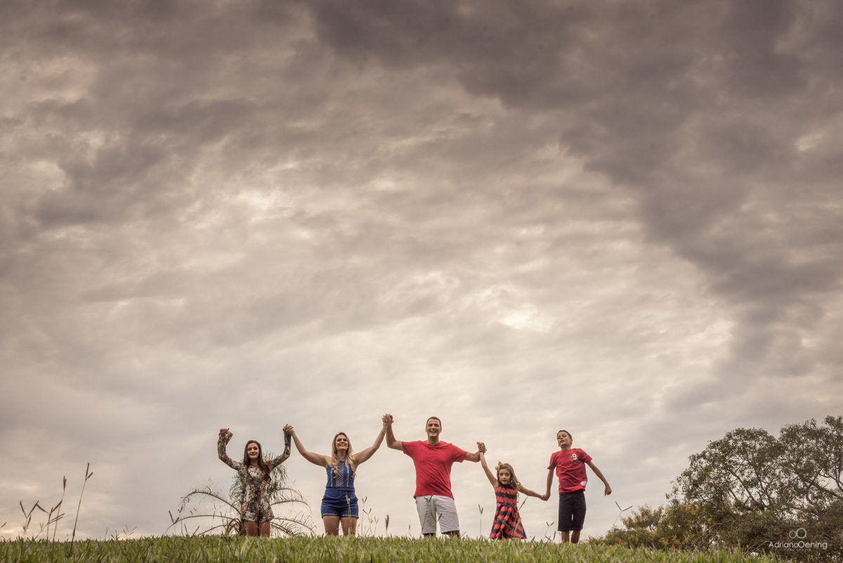 Fotografia de família no ensaio pre-casamento de Marize e Luis Fernando Dip por Adriano Oening fotógrafo de casamento e de família em Francisco Beltrão-Pr