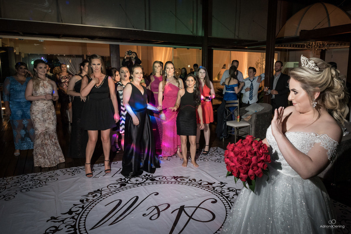 Casamento no Urio Park pelo fotografo de casamento Adriano Oening de Francisco Beltrão Pr