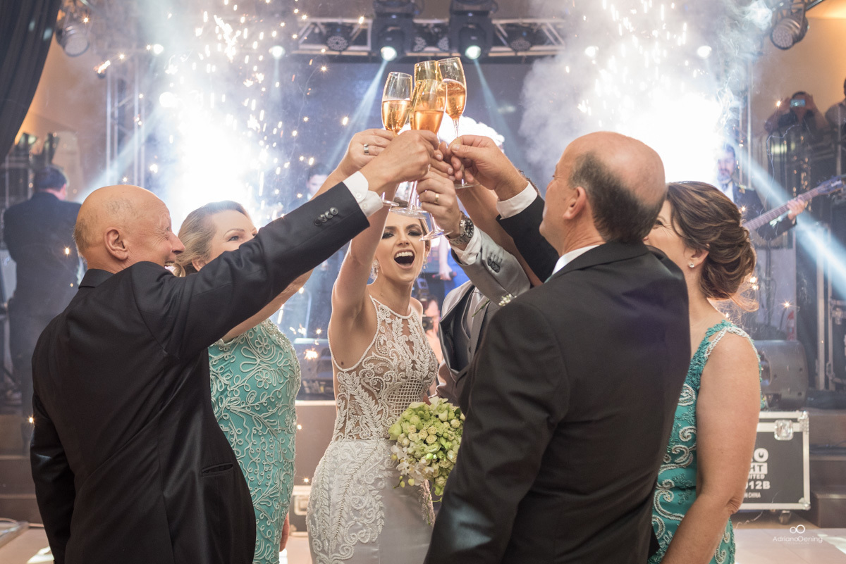 Casamento de Fabricia e Sandro em Francisco Beltrao Pr pelo fotografo de casamento Adriano Oening